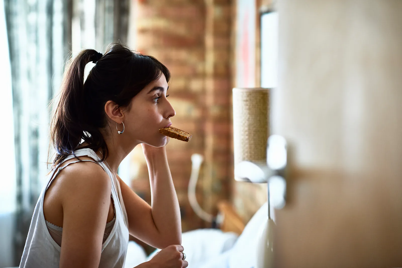 How To Smooth Flyaways, According To Top Hairstylists