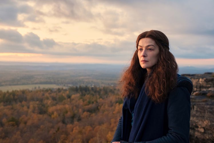 Rosamund Pike plays the powerful Moiraine in The Wheel of Time.