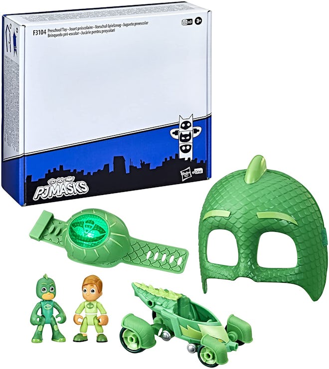 PJ Masks Gekko mask and figurines