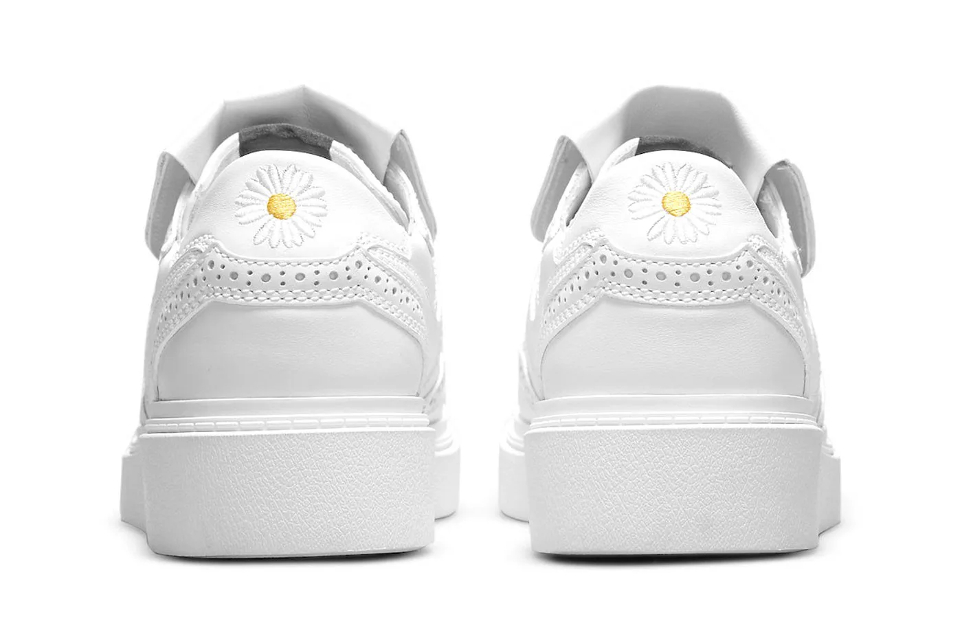 Nike made a sexy all-white dress shoe with G-Dragon, the 