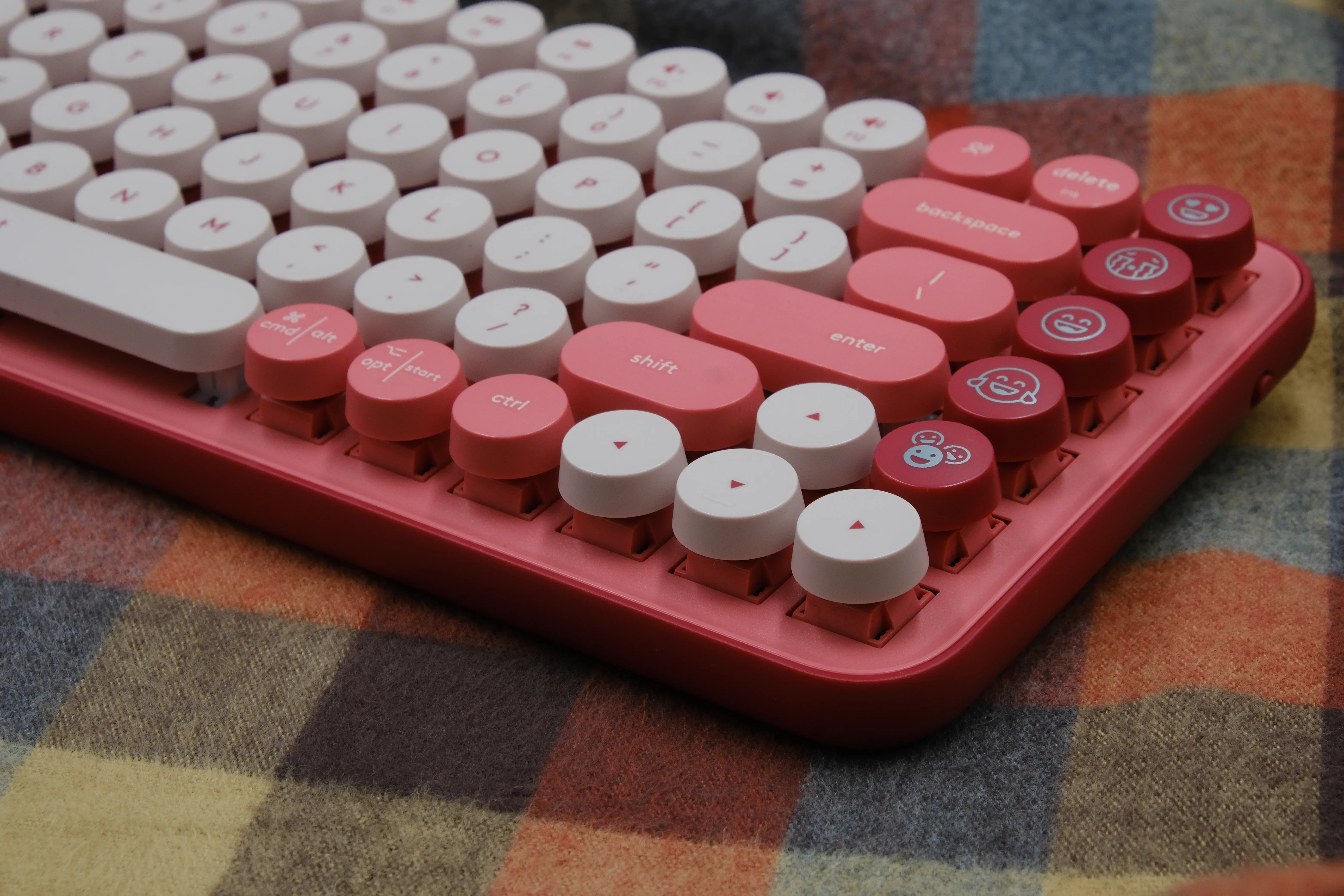 Logitech Pop Keys review: An out-of-touch typing experience