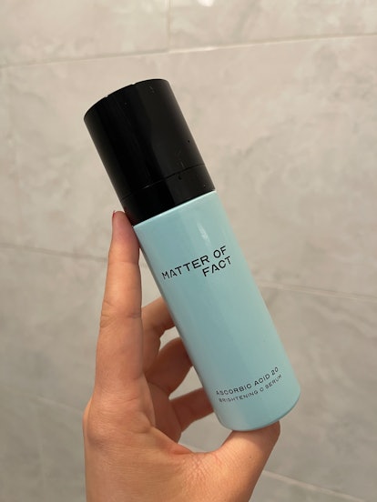 the serum in its packaging