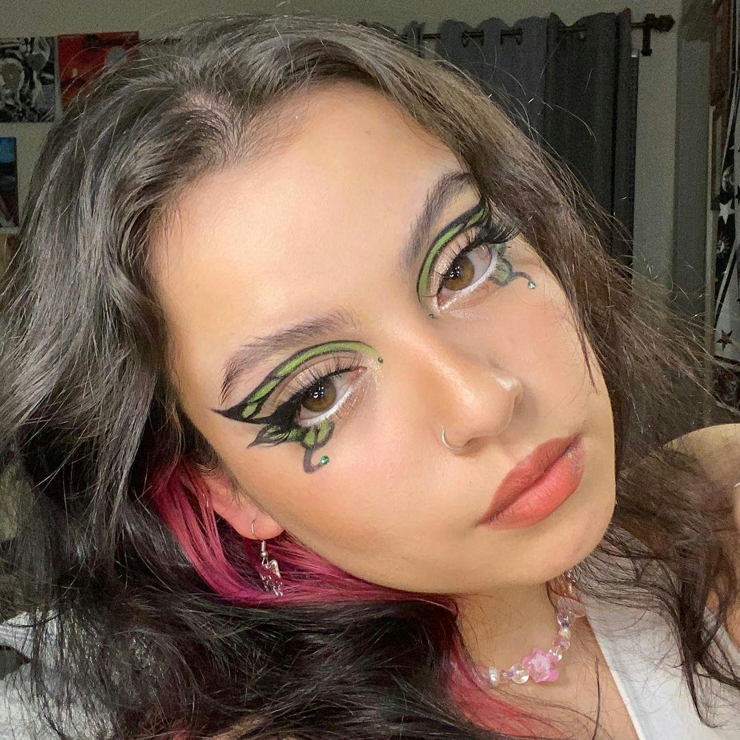 Butterfly Eyeliner Is Taking Over Tiktok