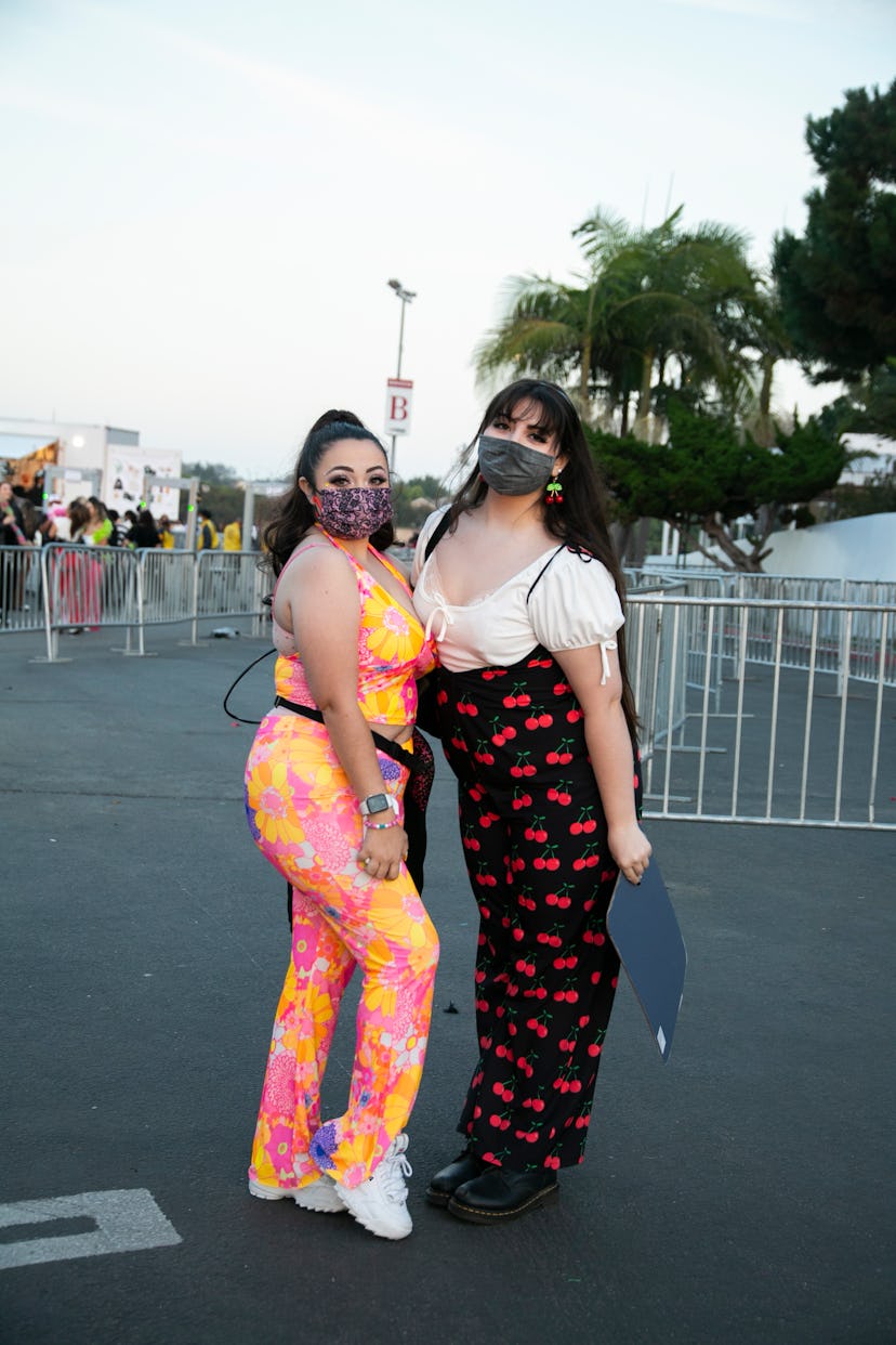 Street style at Harry Styles' Love On Tour At The Forum in Los Angeles.