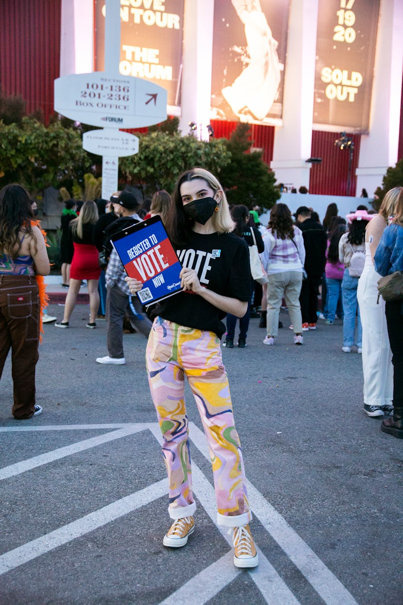 Street style at Harry Styles' Love On Tour At The Forum in Los Angeles.