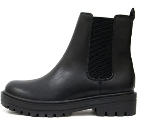 Soda Pilot Lug-Sole Chelsea Boots