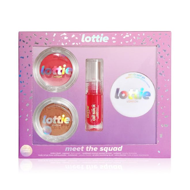 lottie makeup set from walmart is a great stocking stuffers for tweens and teens