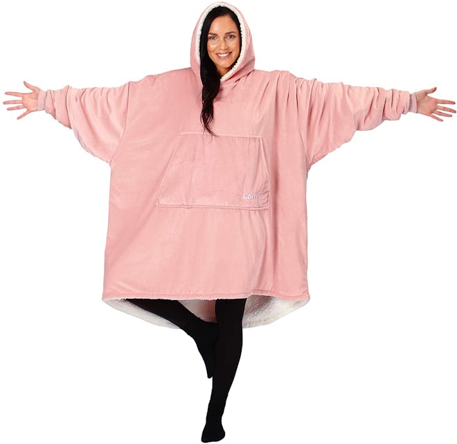 THE COMFY: Oversized Sherpa Wearable Blanket