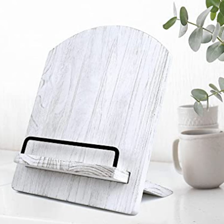 Qiang Ni Wood Cookbook Stand