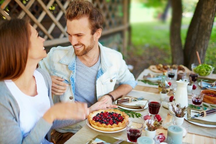 This Libra-Libra couple will have a romantic Thanksgiving.