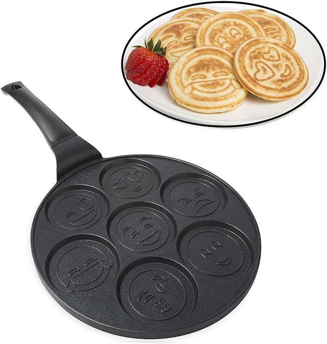 Good Cooking Store Emoji Pancake Pan