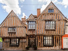 This 'Harry Potter' Airbnb is available for guests to stay in if they're traveling to the UK.