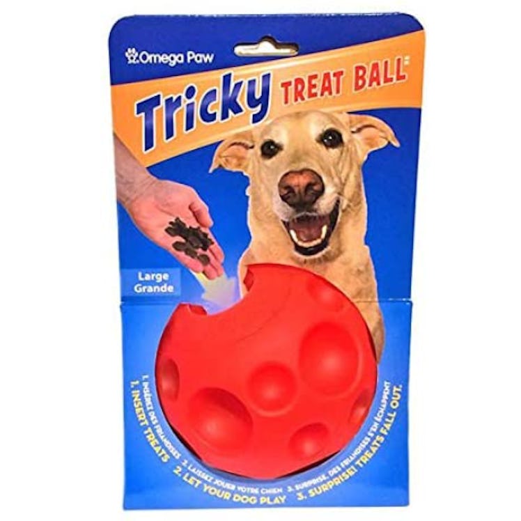 Omega Paw Tricky Treat Ball