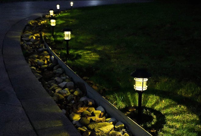 Azirier Solar Lights (12-Pack)