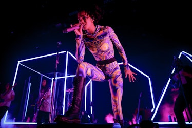 Willow Smith performing