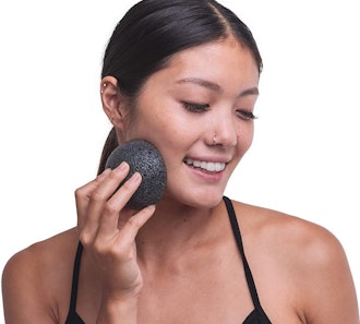pureSOL Konjac Sponge With Activated Charcoal