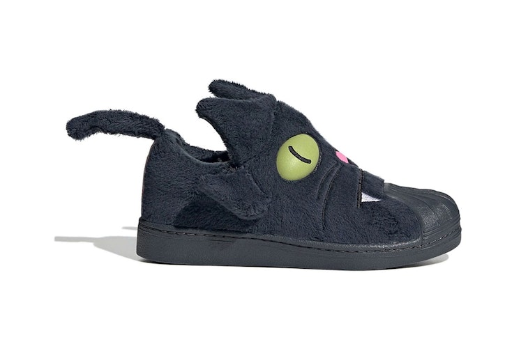 Hasta aquí Tiempos antiguos sonriendo Adidas keeps it weird with a furry cat sneaker straight from 'The Simpsons'