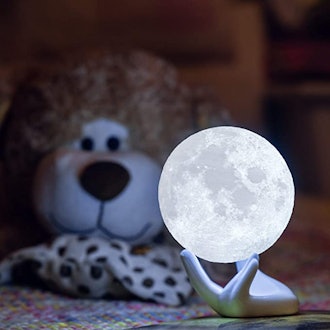 Mind-glowing 3D Moon Lamp