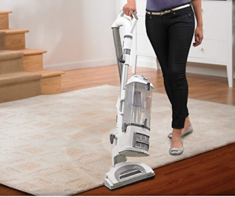 Shark NV356E S2 Navigator Lift-Away Professional Upright Vacuum 