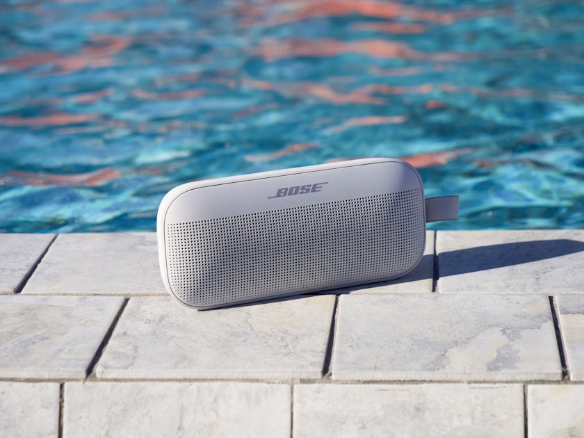 Bose SoundLink Flex review: Mini but mighty good 