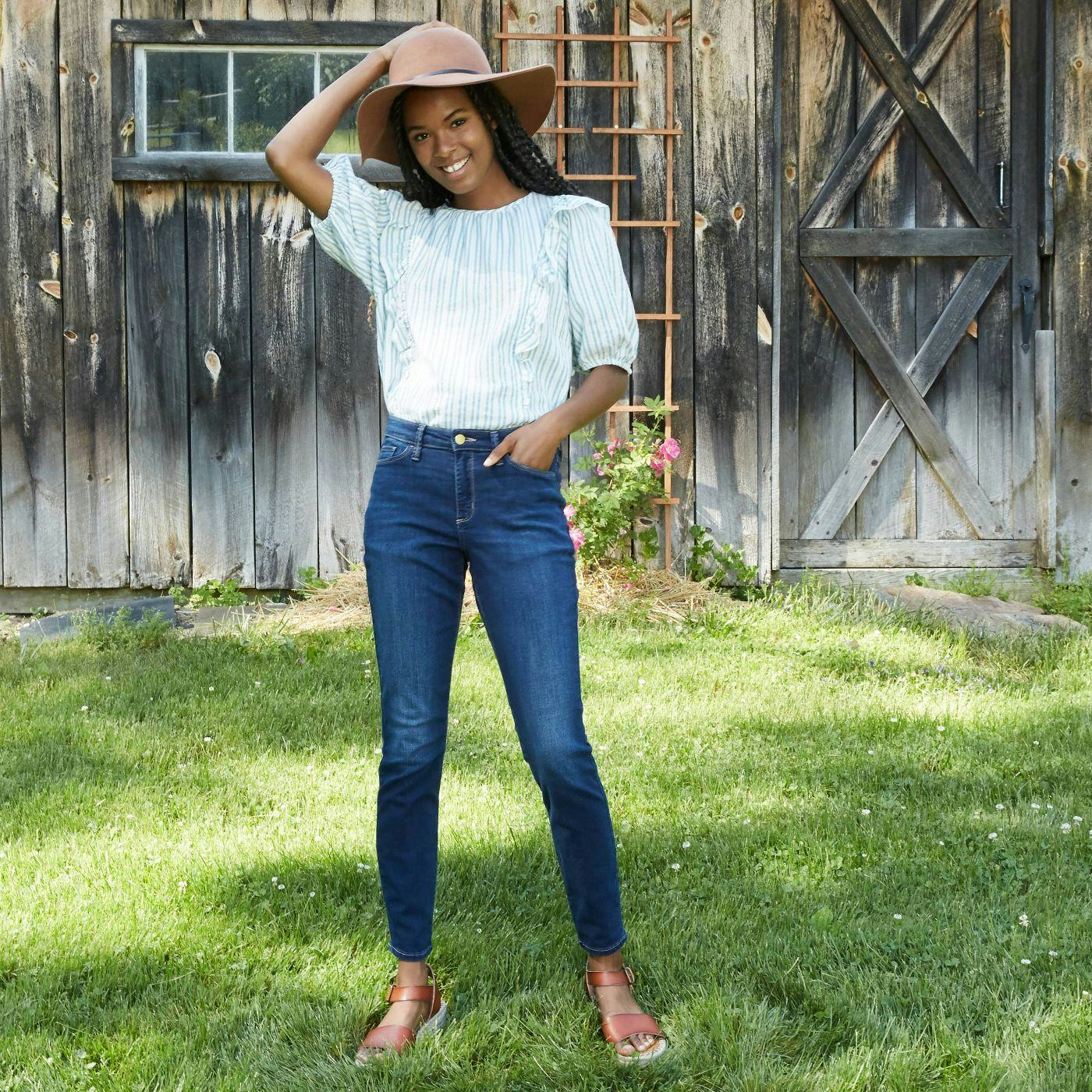 Universal Thread Mid-Rise Skinny Jeans