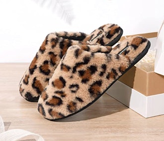 Snug Leaves  Fuzzy House Memory Foam Slippers