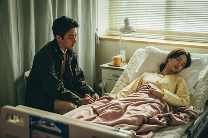 Bae Young-jae and Song So-hyun in 'Hellbound'