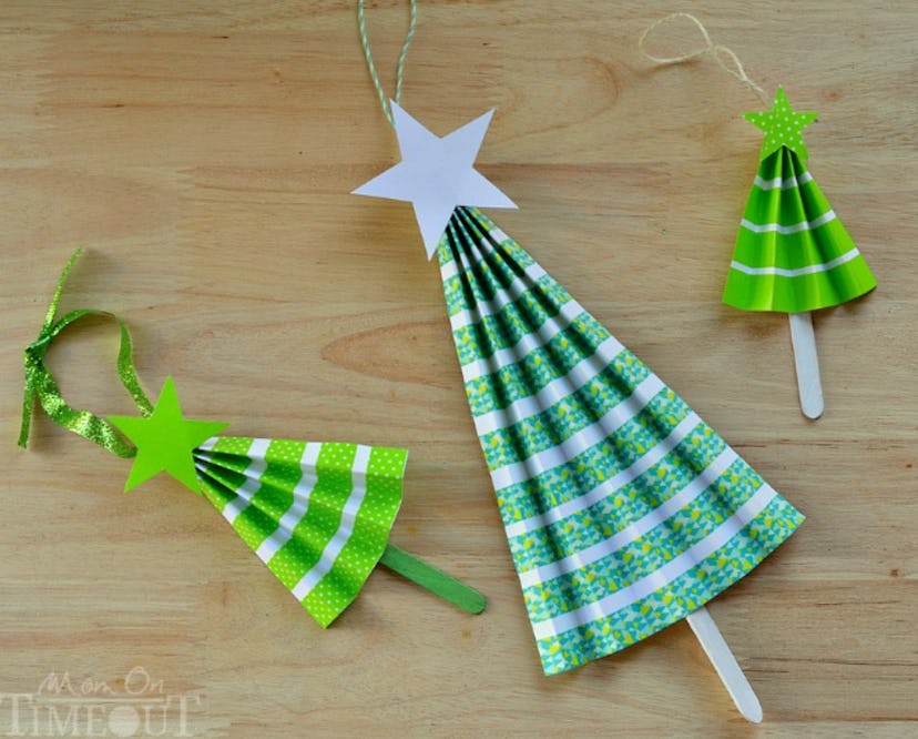 DIY accordion tree ornaments is a craft for kids to make. 
