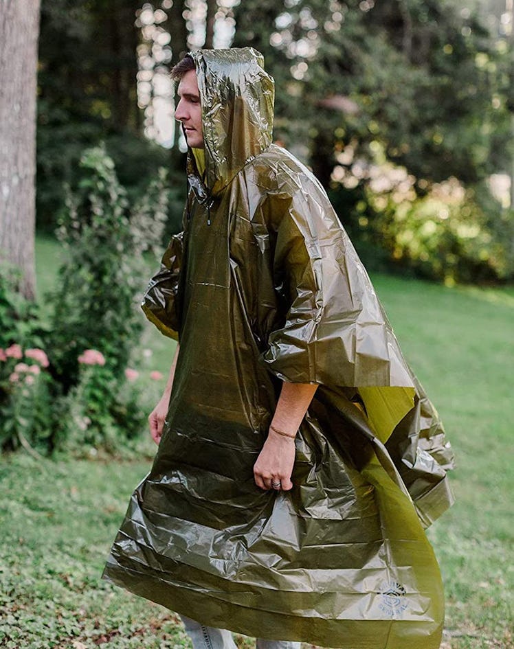 Survival General Lightweight Emergency Poncho