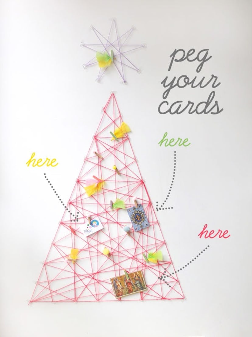 MODERN DIY STRING ART CHRISTMAS TREE & CARD DISPLAY to showcase your christmas cards