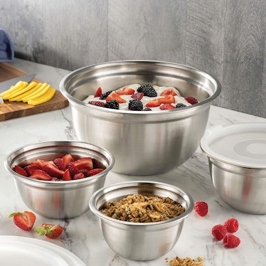  FineDine. Premium Stainless-Steel Mixing Bowls with Airtight Lids (Set of 5)