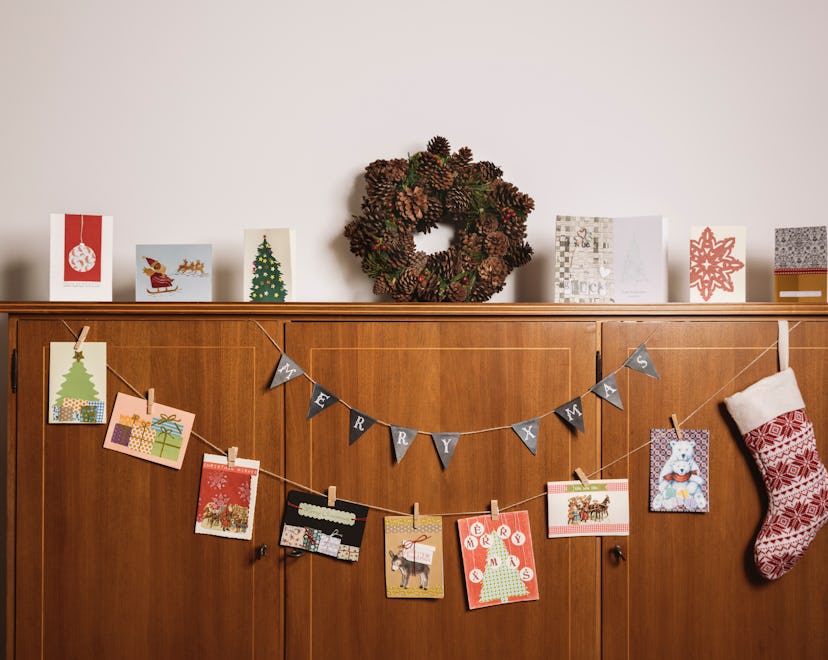 creative and stylish diy and storebought ideas to display holiday cards this season