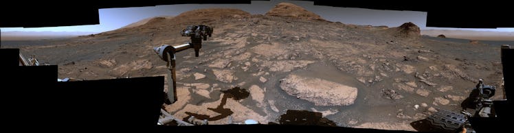 NASA's Curiosity Mars rover used its Mast Camera, or Mastcam, to capture this 360-degree view near "...
