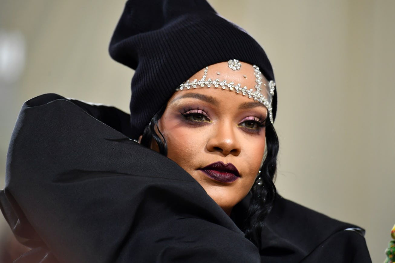 Rihanna is releasing her discography on vinyl