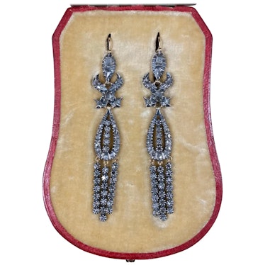 iconic jewelry trends Georgian diamond earrings