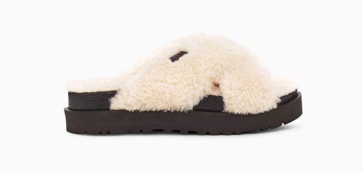 UGG Fuzz Sugar Cross Slide in Natural/Black.