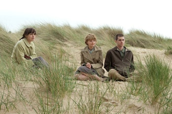 Keira Knightley as Ruth, Carrie Mulligan as Kathy, and Andrew Garfield as Tommy in Never Let Me Go