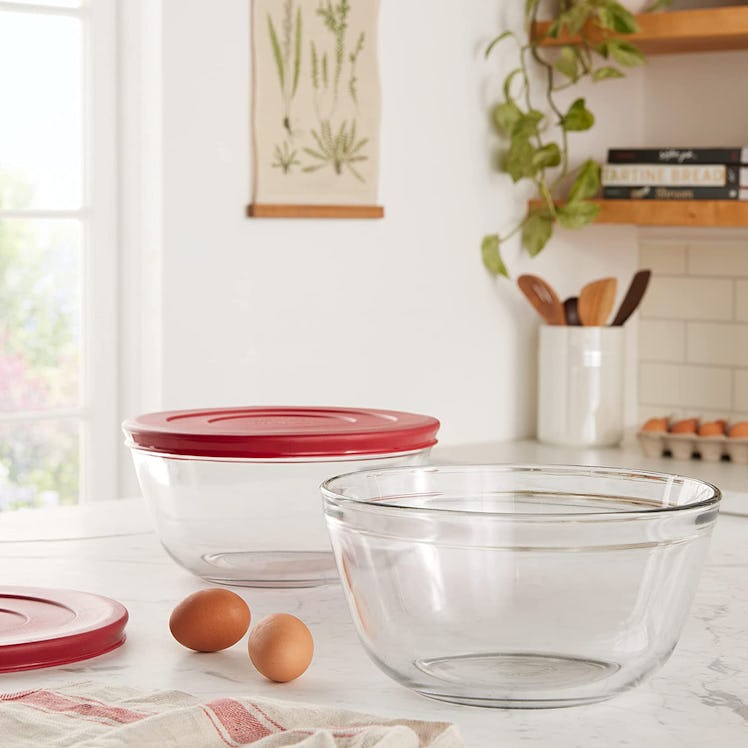 Anchor Glass Mixing Bowls With Lids (2-Pack)