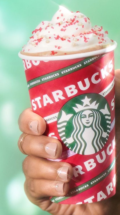 Here's how Starbucks' Toasted White Chocolate tastes when compared with Dunkin's new Toasted White C...