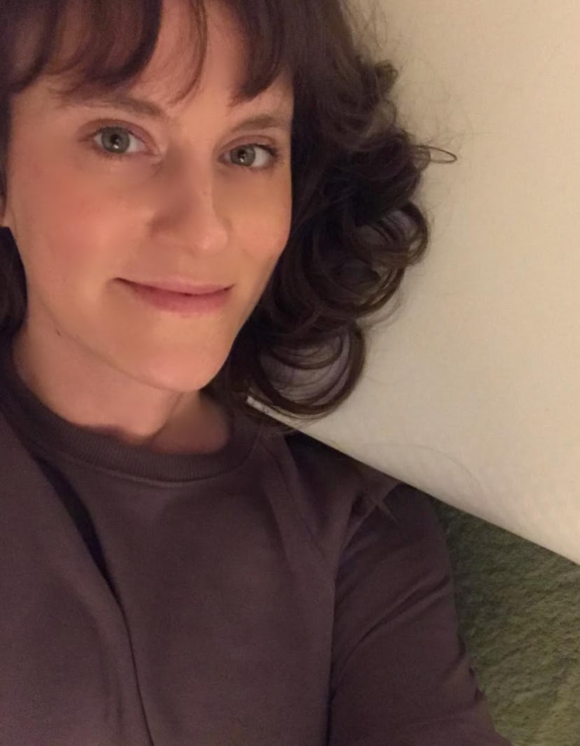 Pillow Cube Review I Tried Hailey Bieber's Favorite Pillow