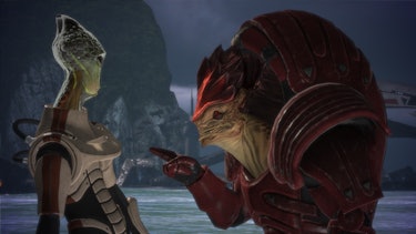 A screenshot of a Salarian and a Krogan