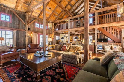 This gorgeous barn in Vermont is one of the best Christmas Airbnbs.
