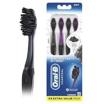 Oral-B Charcoal Toothbrush Whitening Therapy (4-Pack)