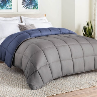 Linenspa All Season Hypoallergenic Down Alternative Comforter