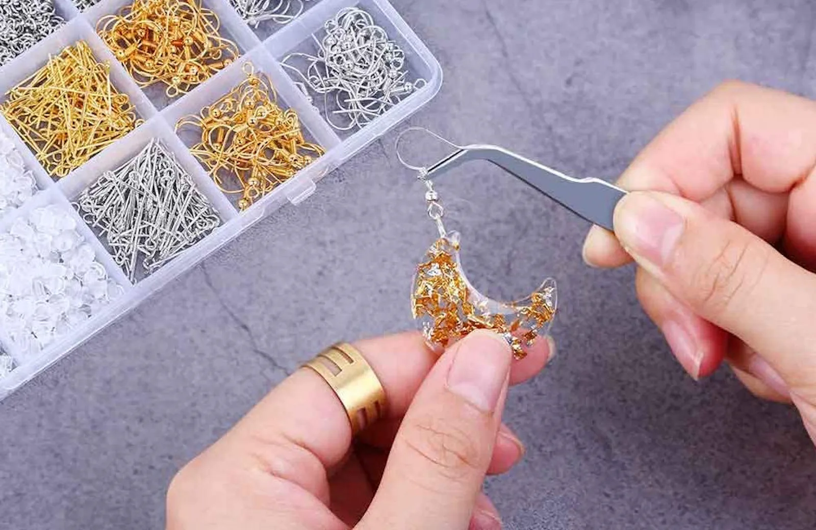 The 8 Best Jewelry-Making Kits For Adults
