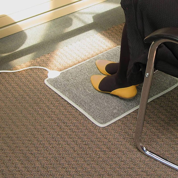 Cozy Carpeted Foot Heater 
