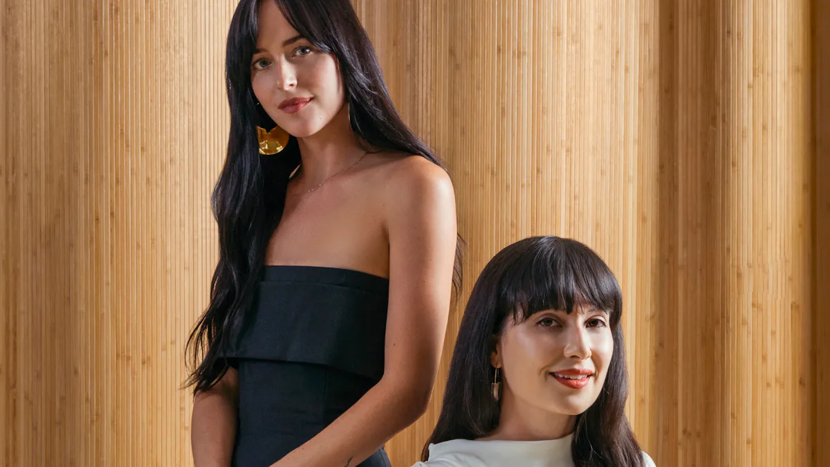 Dakota Johnson's Sexual Wellness Brand Created a Chic Anal Plug Dakota Johnson's Sexual Wellness Brand Created a Chic Anal Plug