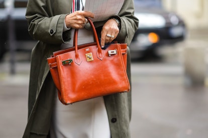 Chanel - Authenticated Handbag - Leather Orange Plain for Women, Good Condition