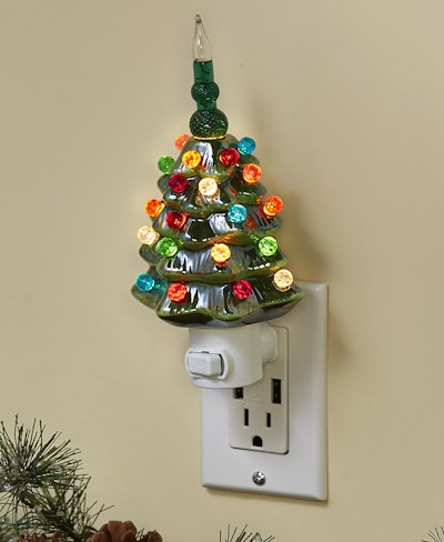 Retro Lighted Christmas Tree