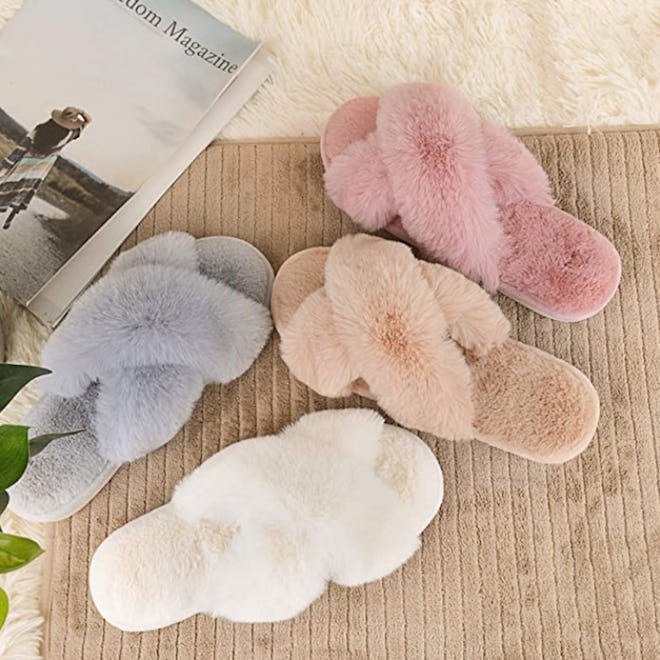 Parlovable Fluffy Cross-Band Slippers